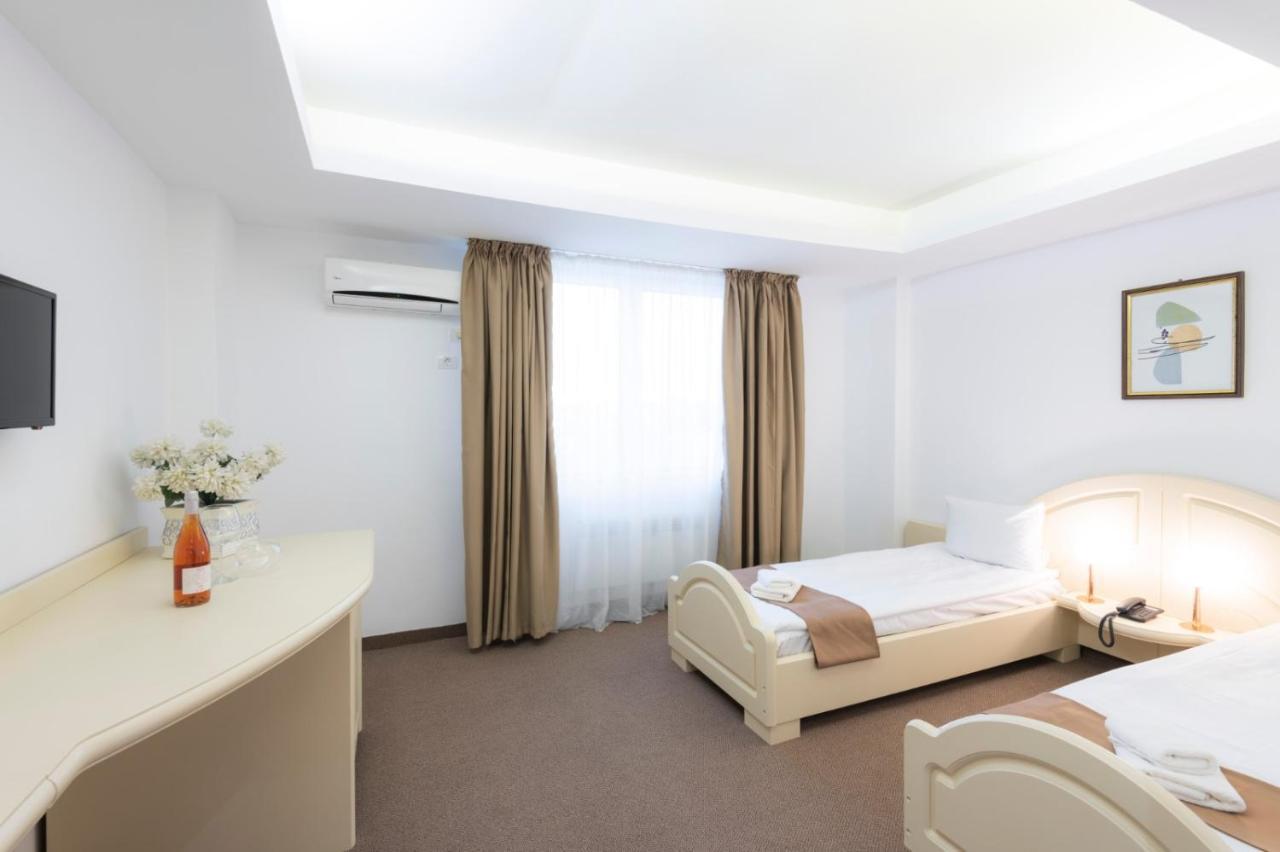 Hotel Randy コンスタンツァ エクステリア 写真