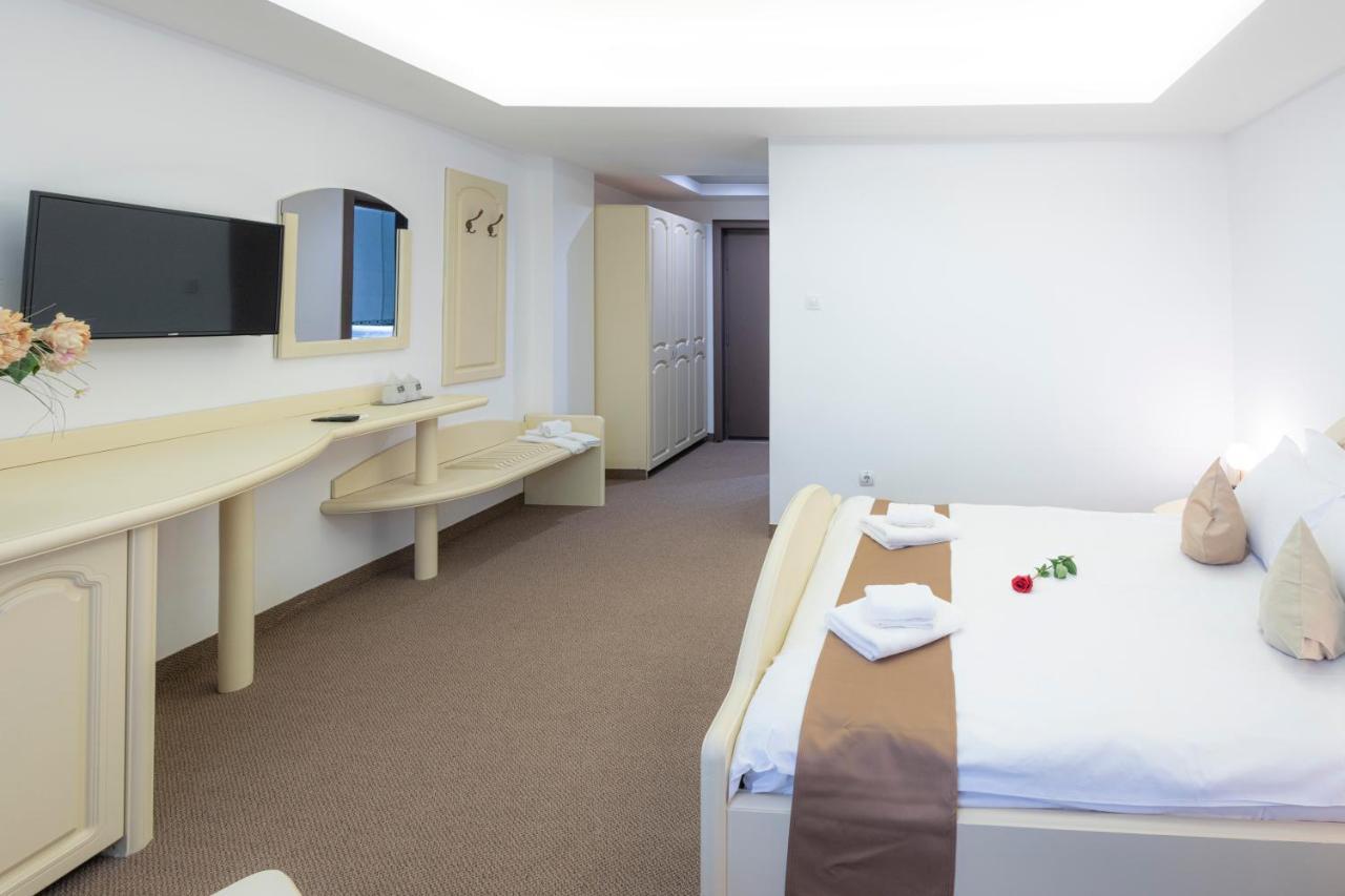 Hotel Randy コンスタンツァ エクステリア 写真