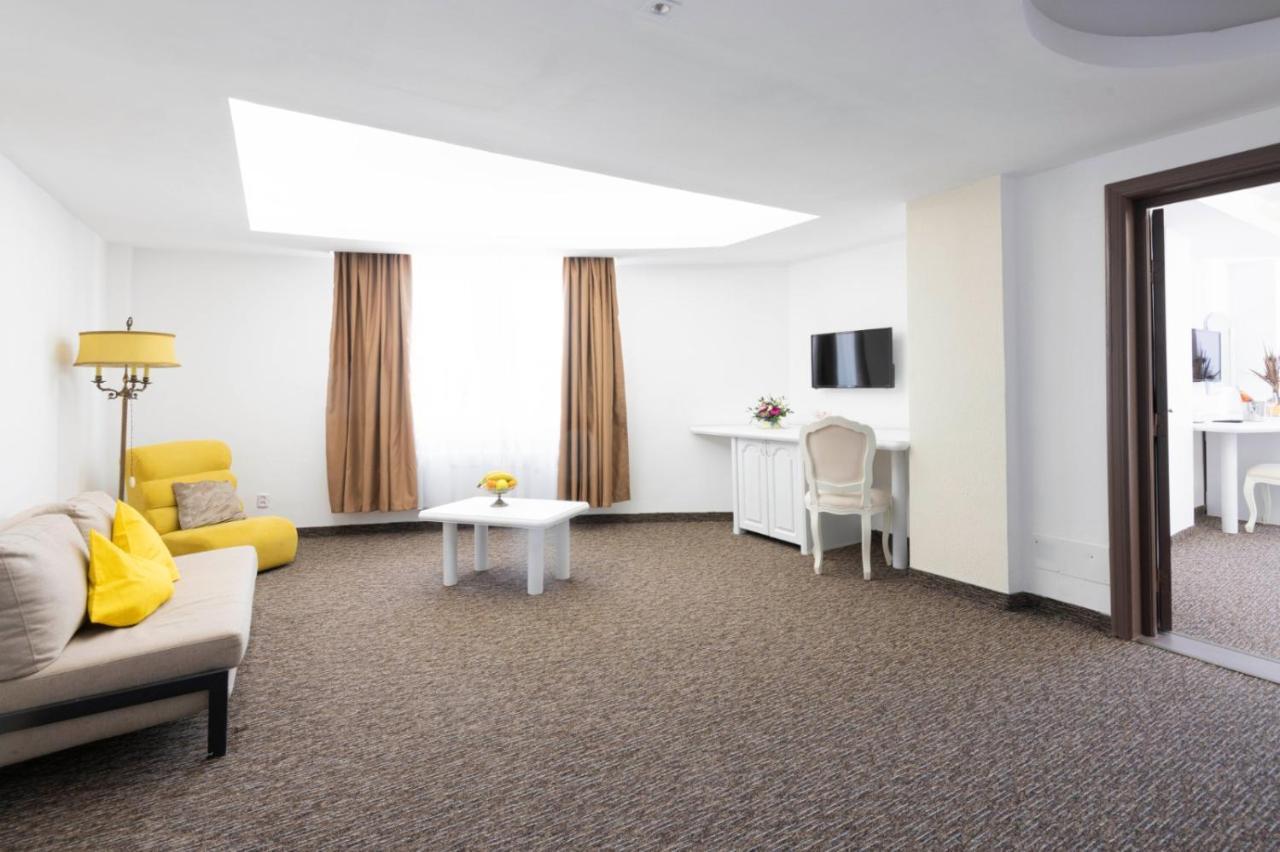 Hotel Randy コンスタンツァ エクステリア 写真