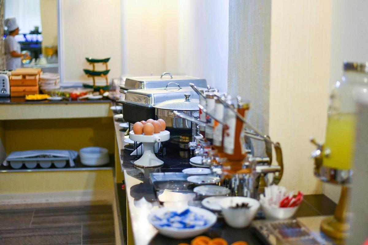 Hotel Randy コンスタンツァ エクステリア 写真