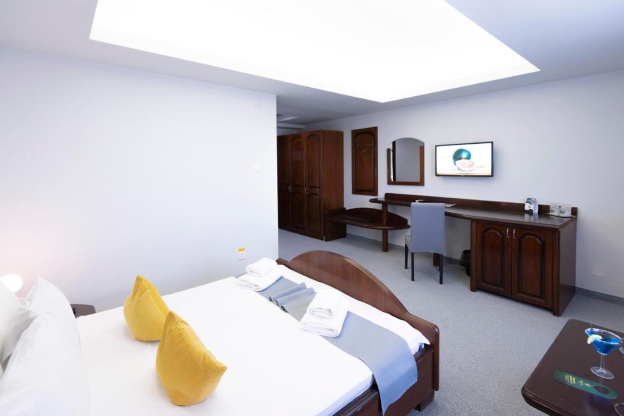 Hotel Randy コンスタンツァ エクステリア 写真